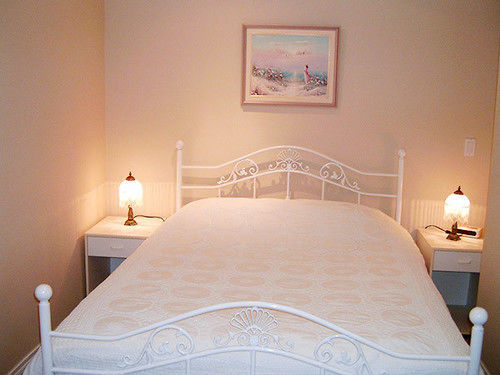 Mountain Bed & Breakfast North Vancouver Exterior photo